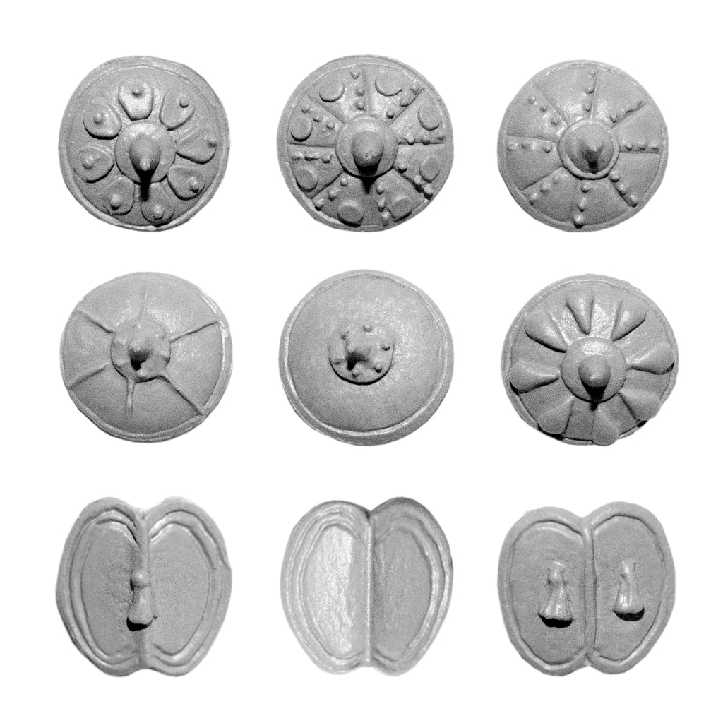 WP060 - 12 Swashbuckler Shields