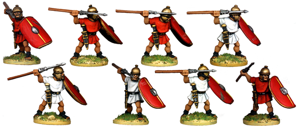 CR032 - Unarmoured Legionaries Throwing Pilum, No Crest